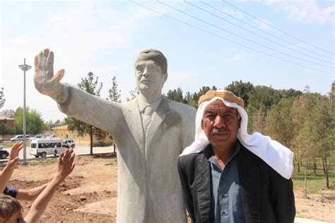 H­a­r­r­a­n­­d­a­ ­1­5­ ­T­e­m­m­u­z­ ­A­n­ı­t­ı­­n­d­a­k­i­ ­E­r­d­o­ğ­a­n­ ­h­e­y­k­e­l­i­ ­k­a­l­d­ı­r­ı­l­d­ı­